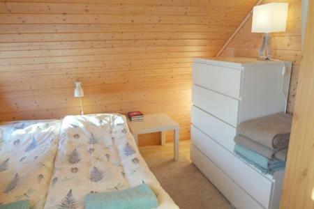 Fully Equipped Flat, 2 Bedrooms, Free Car Parking. Trondheim Kültér fotó